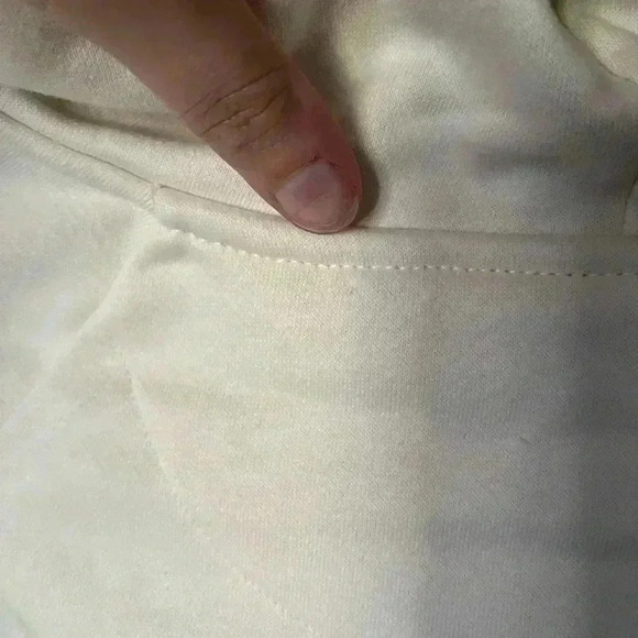 Taylor Swift The Eras Tour White Sweatshirt With Hood Women’s Size M - Picture 15 of 15